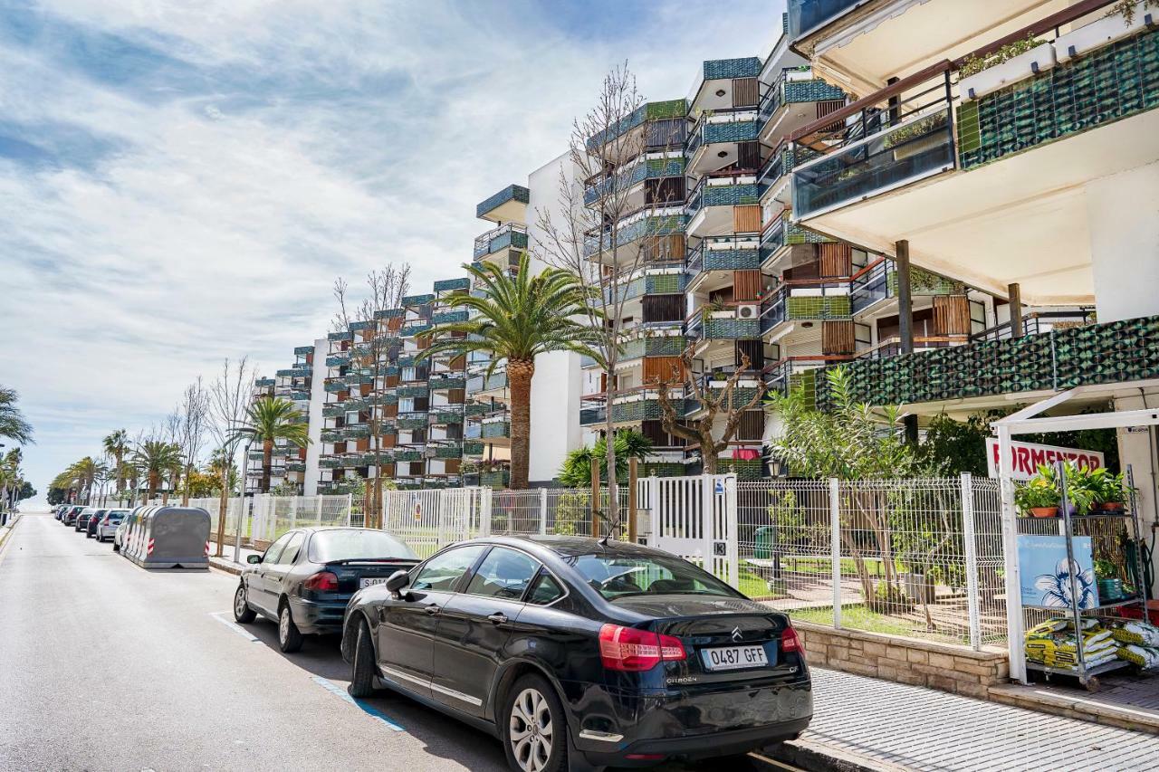 Anne Apartment Салоу Екстериор снимка